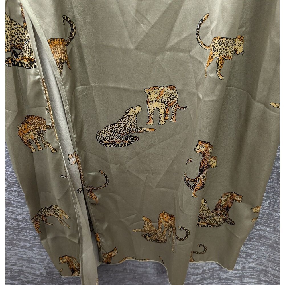 Shein Nightgown‎ Leopard Print Goldfish Gray Women's Medium - Picture 5 of 12